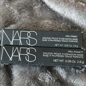 NARS pro prime smudge proof eye shadow base